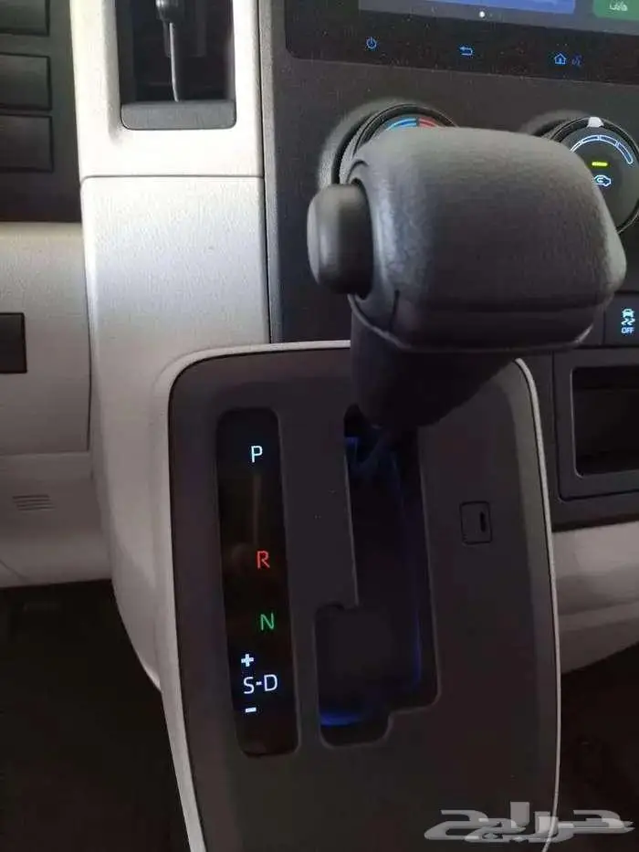 ايس بضاعة سقف عالي قير اتوماتيك ديزل 2.8 2025 11