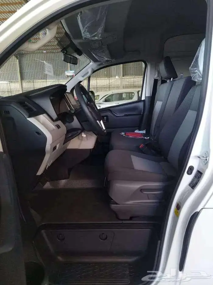 ايس بضاعة سقف عالي قير اتوماتيك ديزل 2.8 2025 13