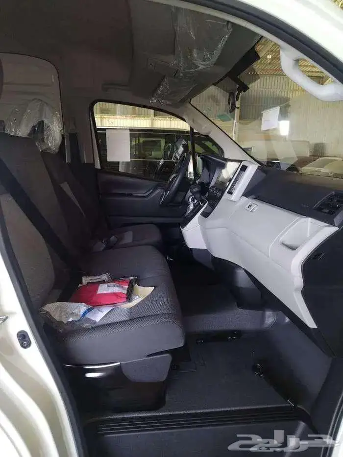 ايس بضاعة سقف عالي قير اتوماتيك ديزل 2.8 2025 18