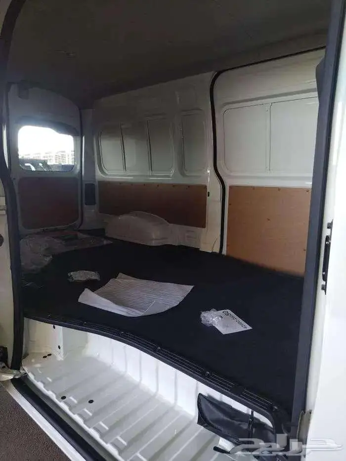 ايس بضاعة سقف عالي قير اتوماتيك ديزل 2.8 2025 20