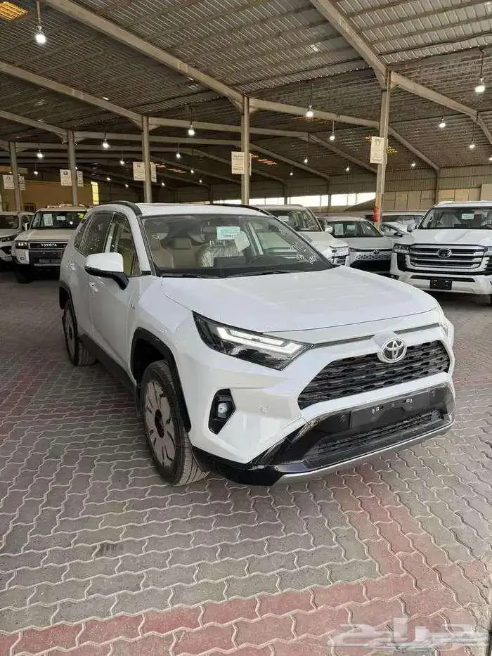 تويوتا -راف فور- فتحه- XLE- هايبرد- 2025-بطاقه -كاش - اقساط 0