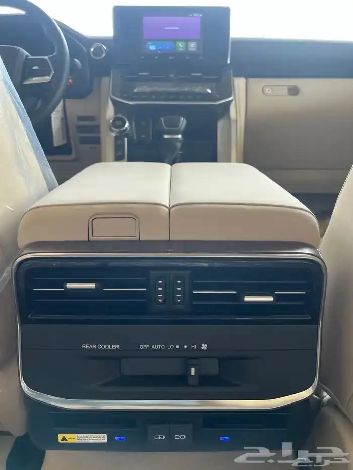 تايوتا لاندكروزر GXR L5 بريمي 2025 فل كامل 11