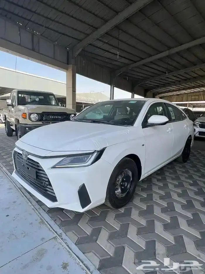 تايوتا يارس 2026 بريمي ستاندر مكينه 1.5 3