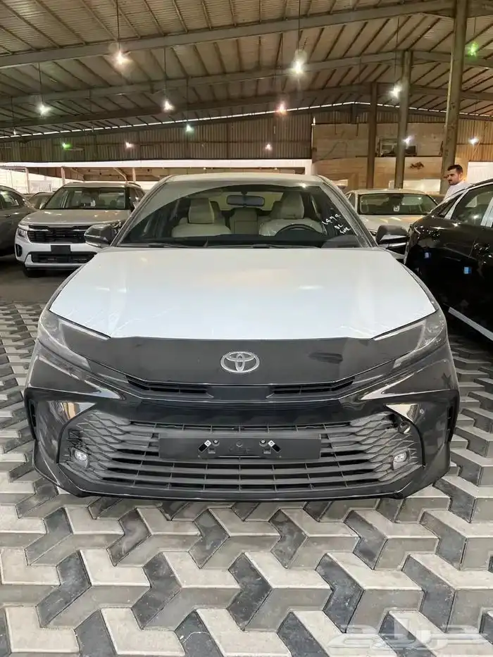 تايوتا كامري E 2025 بنزين 0