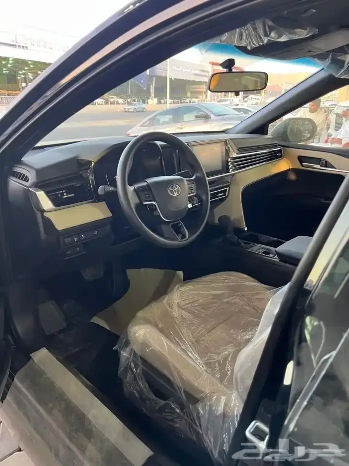 تايوتا كامري E 2025 بنزين 2