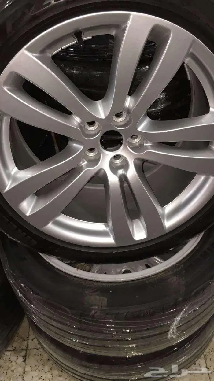 تتوفر لديناجميع انواع جنوط الجاكوار بجميع الحجم 60