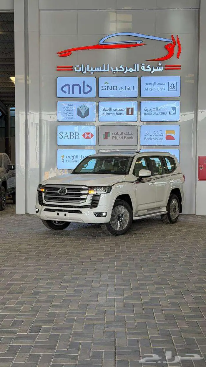 تويوتا لاندكروزر GXR L4 فل كامل بريمي 2025 0