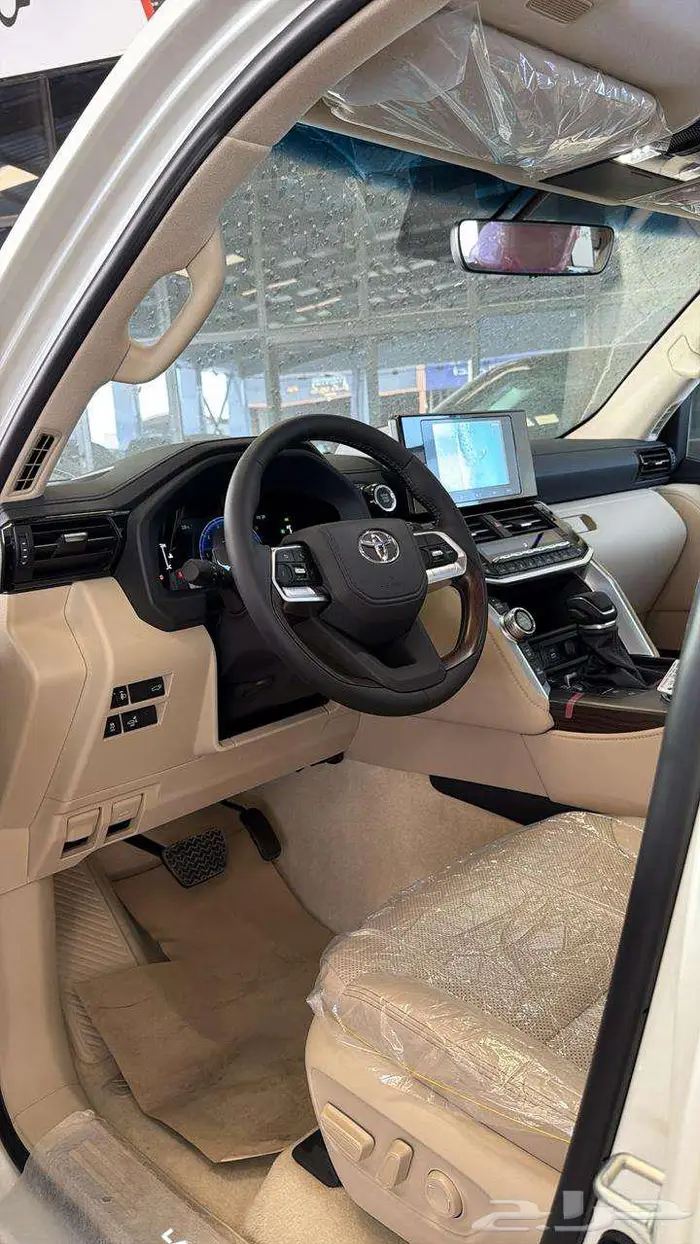 تويوتا لاندكروزر GXR L4 فل كامل بريمي 2025 2