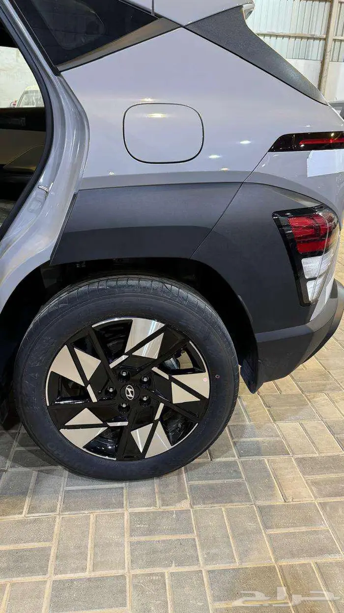 هيونداي كونا سمارت 2.0 2025 اسمنتي واسود اقساط 9