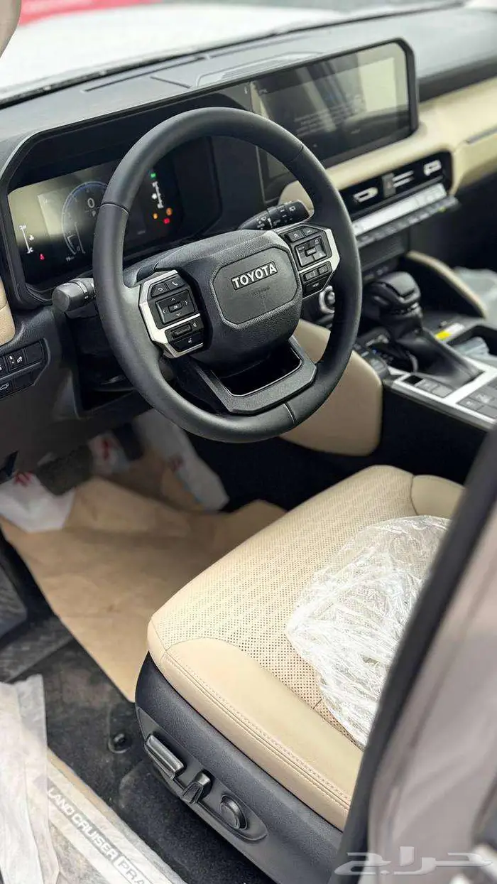 تويوتا برادو 2025 TXL3 بنزين لدى شركة عبدالمجيد الخضر 9