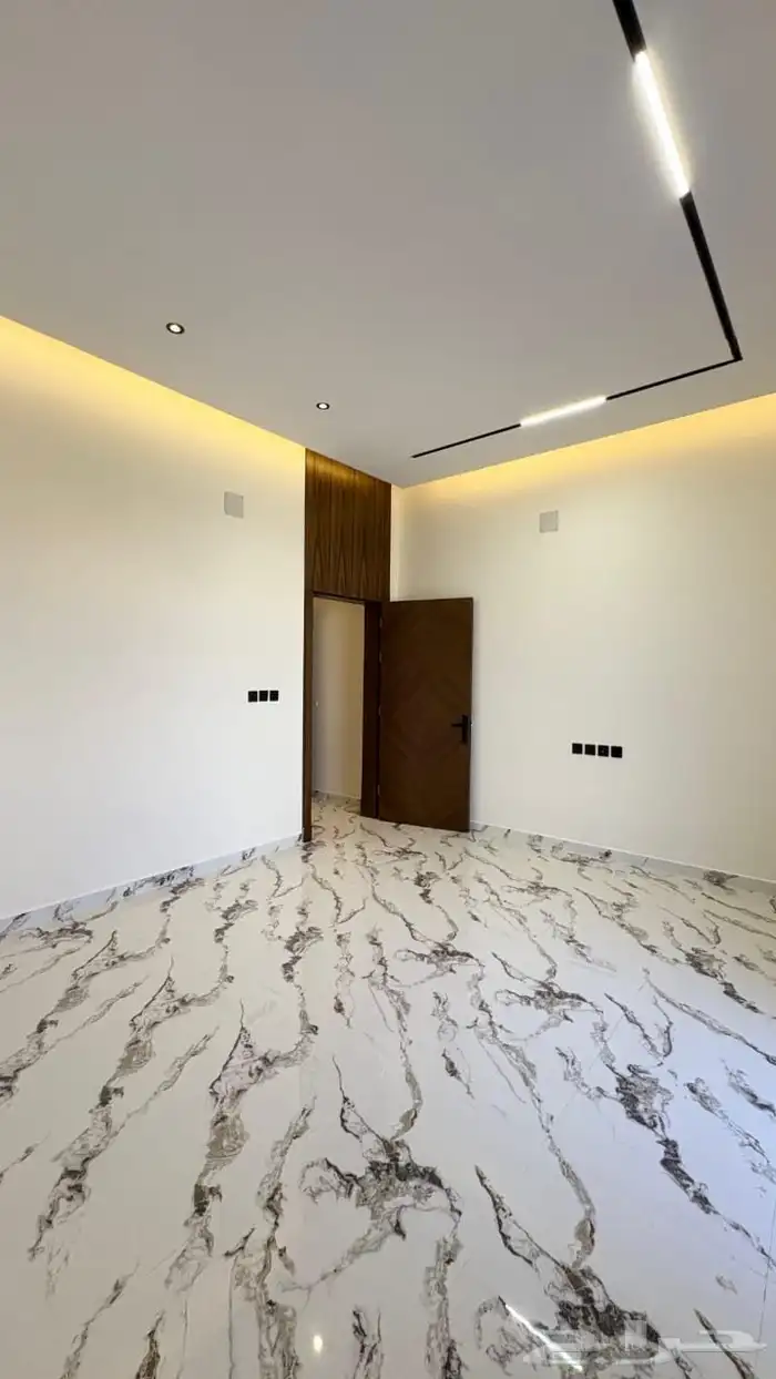 ادوار للبيع في حي بدر القديم عند البيك بسعر 800 الف 2