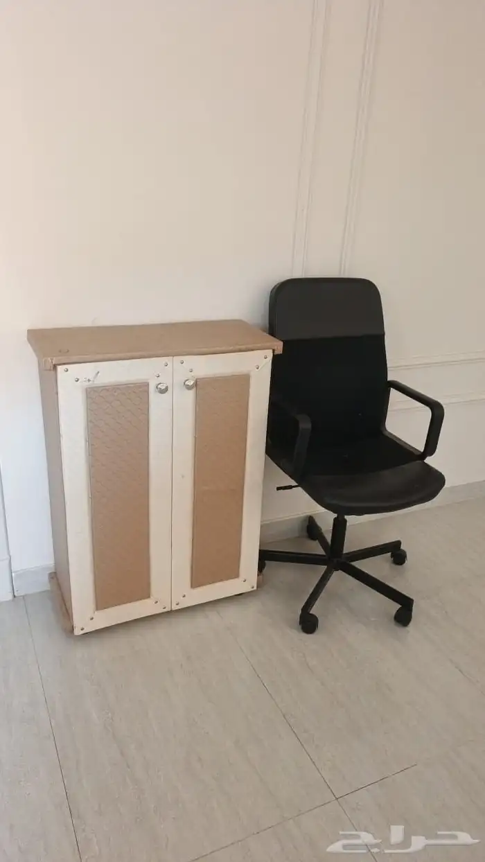 طقم كنب وطاولا ومكتب وكرسي 8