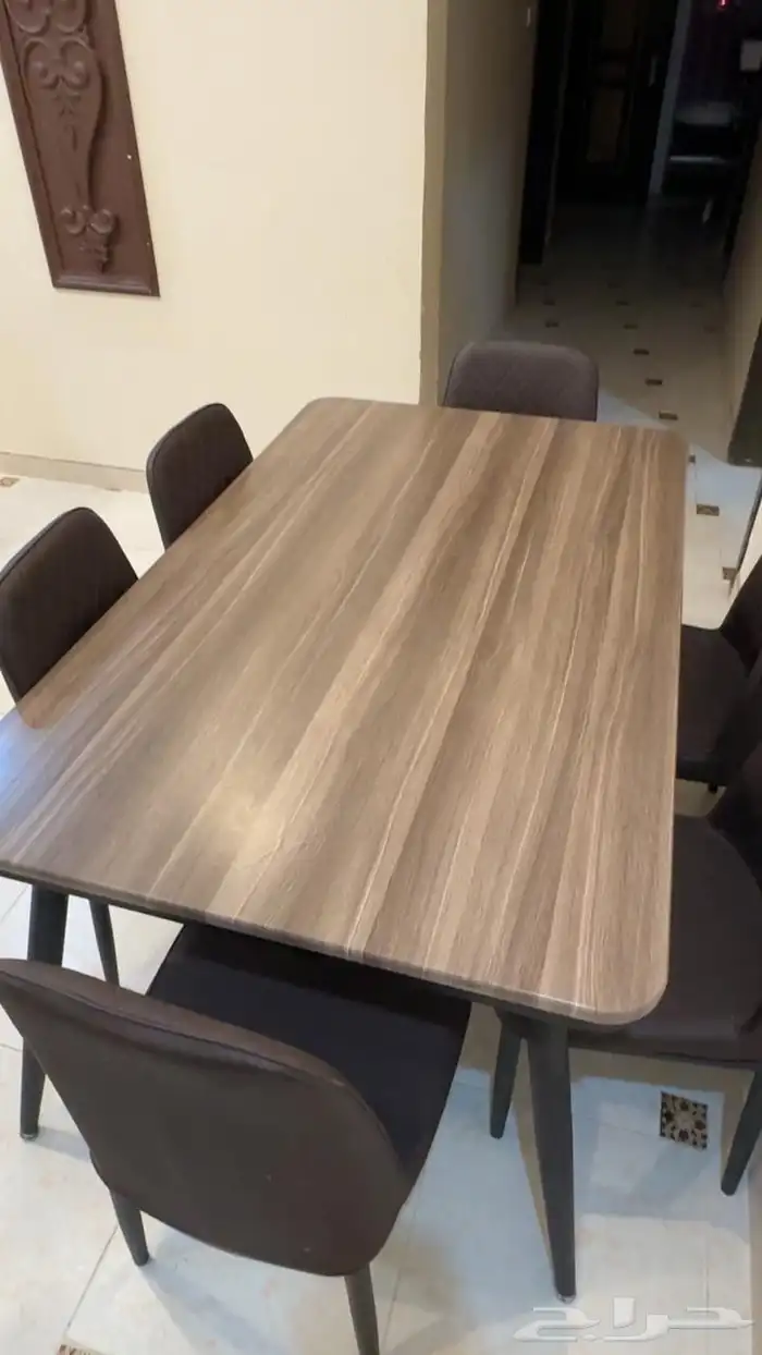 طاولة طعام للبيع 0