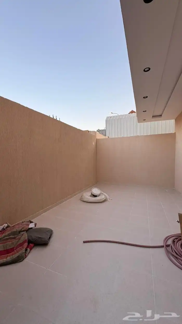 شقق تمليك حي البوادي السعر 450 6