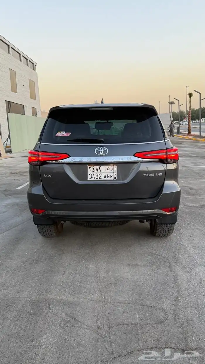 فورتشنر 2025 VX3 بنزين سعودي 5