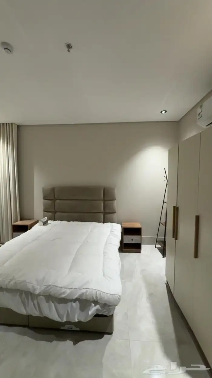 شقه مفروشه (3) غرف نوم وصاله بالحي العاشر بالضاحيه 5