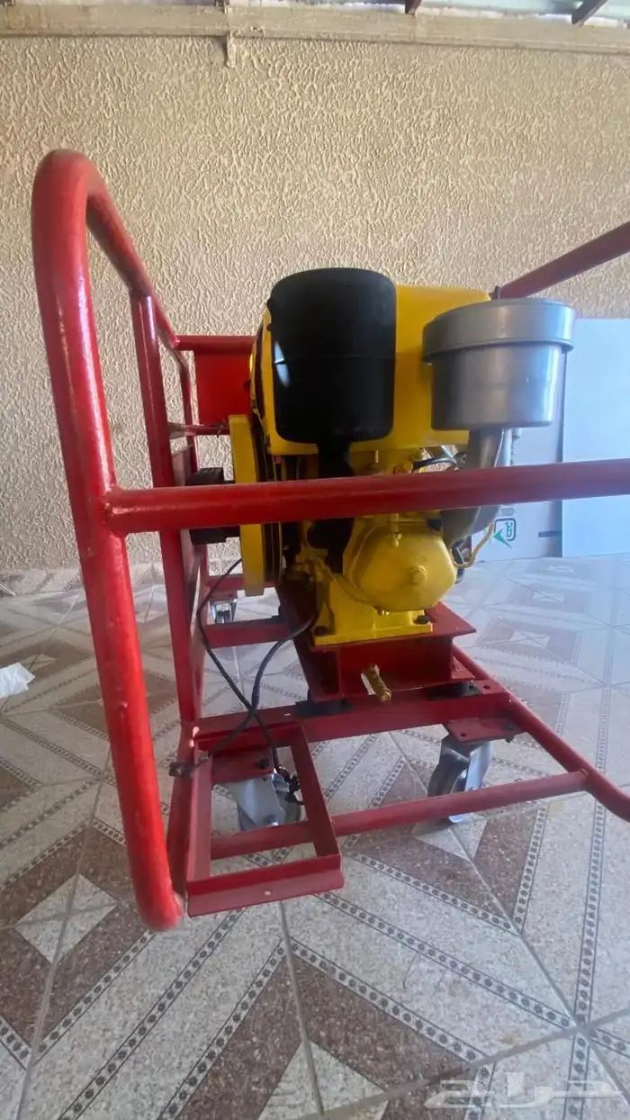 للبيع مكينه جاباني ديزل نضيف شرط 2