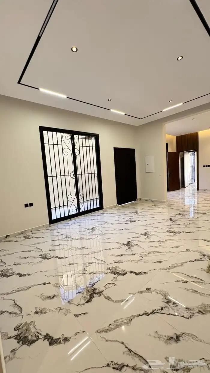 ادوار للبيع في حي بدر القديم عند البيك بسعر 800 الف 3