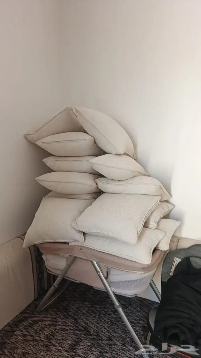 طقم كنب وطاولا ومكتب وكرسي 10