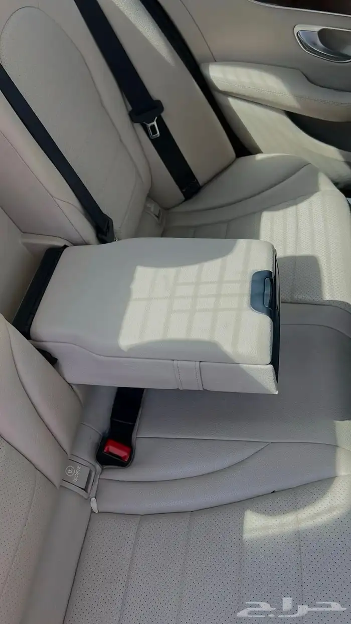 لمحبين النظافة (مرسيدس C300 أستيراد شخصي أصفار)موديل 2016 4