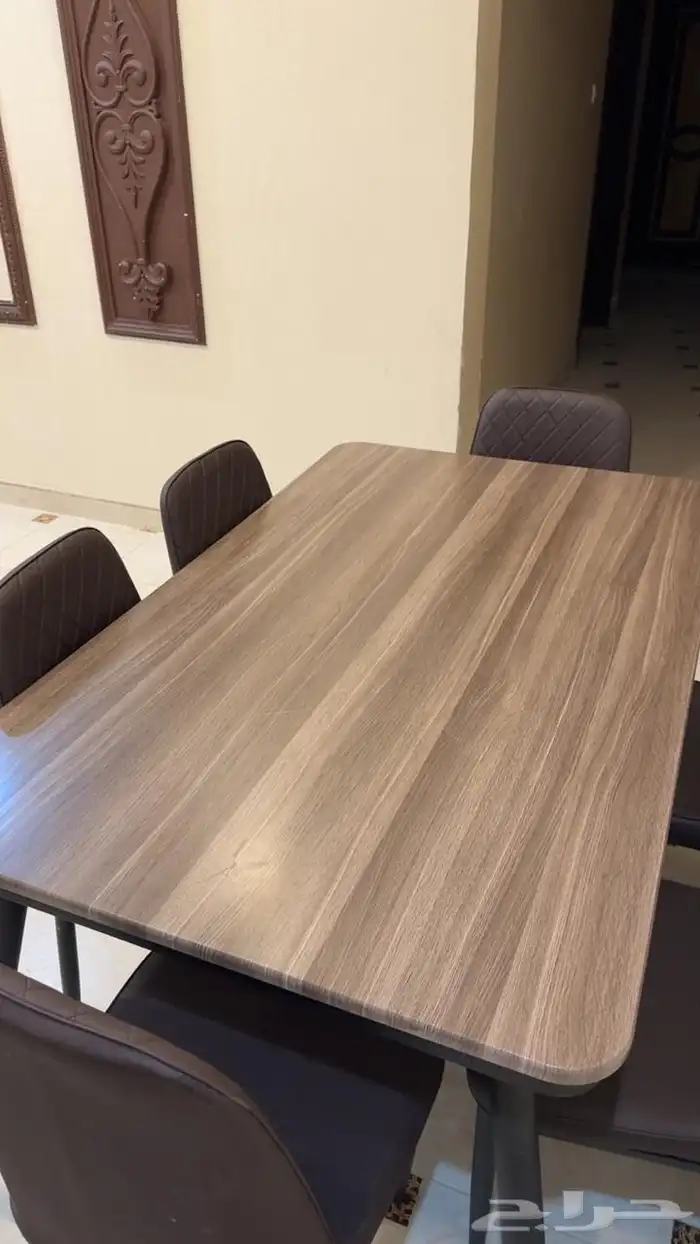 طاولة طعام للبيع 1