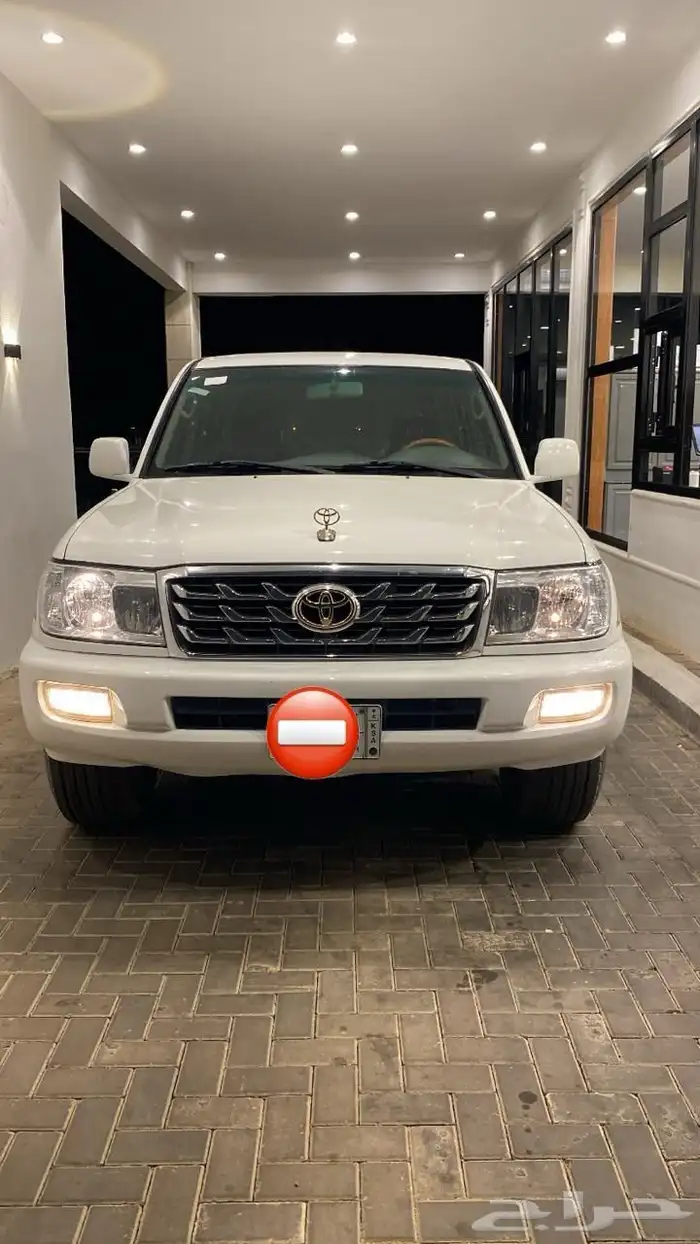 لاندكروزر صالون قير عادي 1