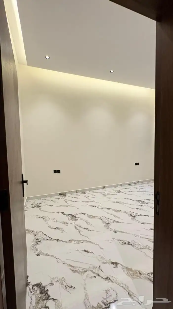 ادوار للبيع في حي بدر القديم عند البيك بسعر 800 الف 4