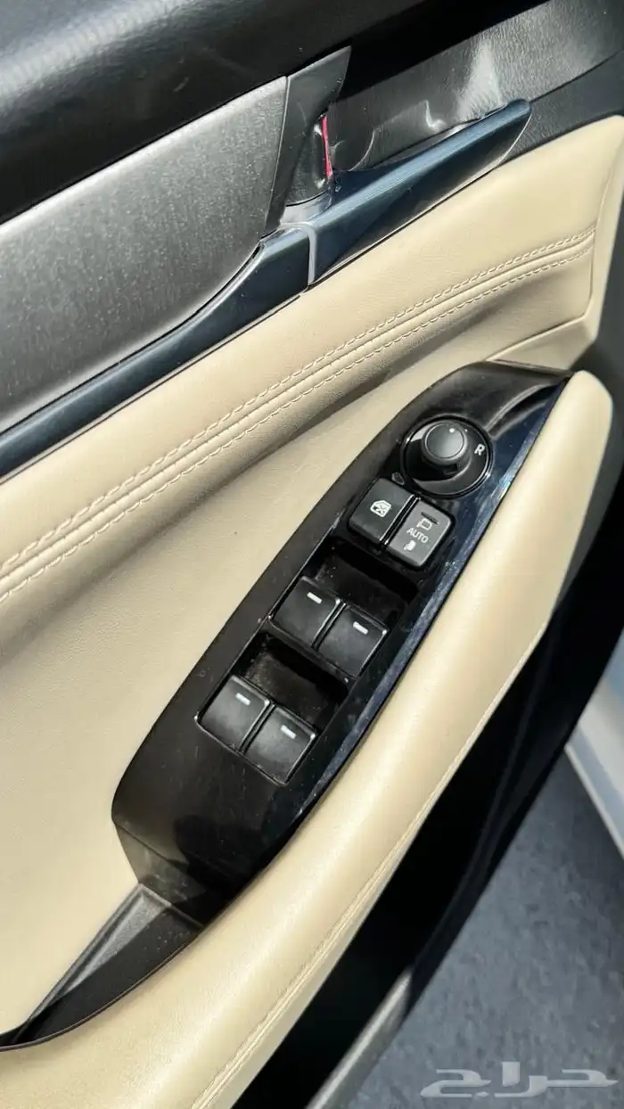 للبيع مازدا 6 موديل 2024 نص فل 11