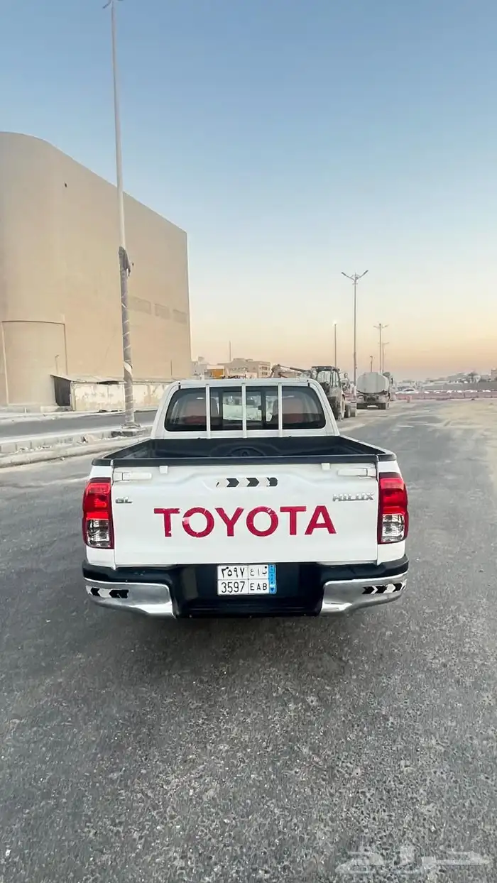 تويوتا هايلوكس 2016 (تم البيع  ) 5