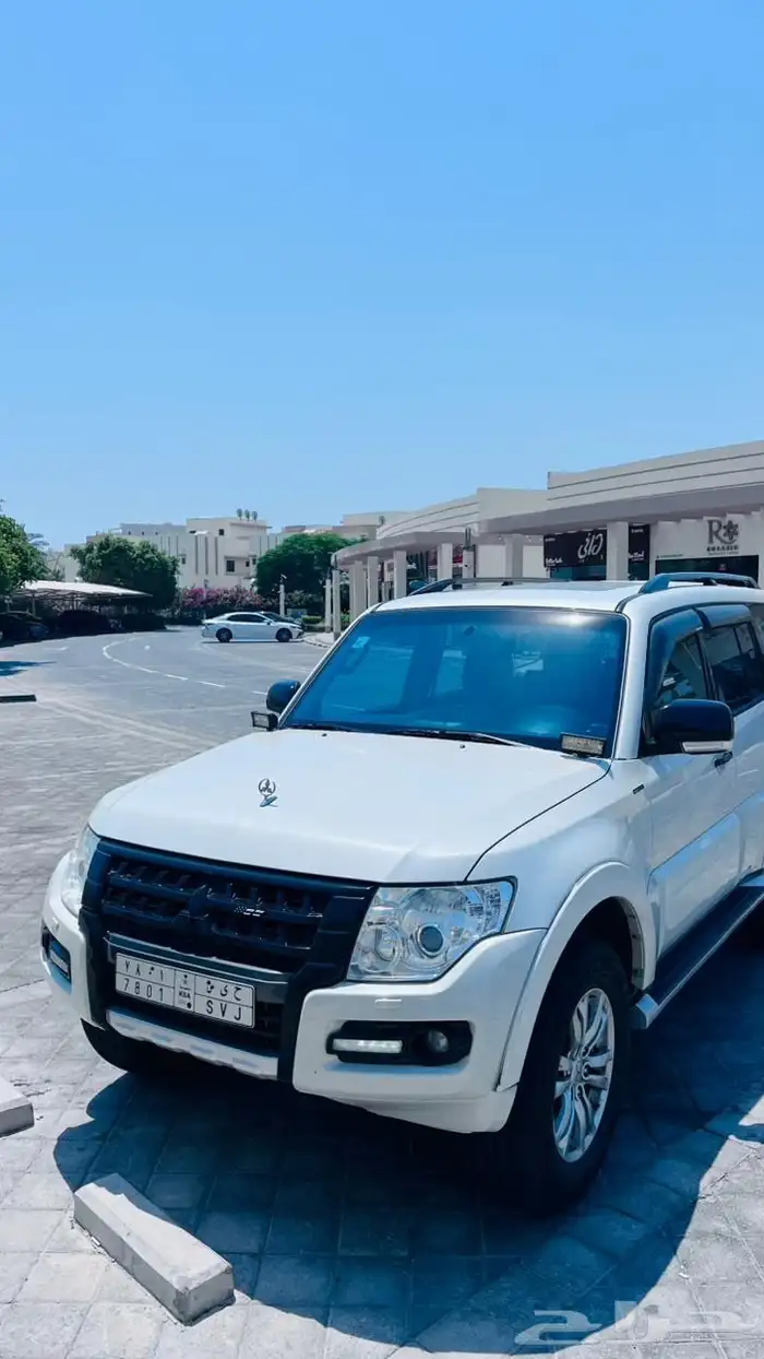 للبيع  ميتسوبيشي باجيرو 2016 2