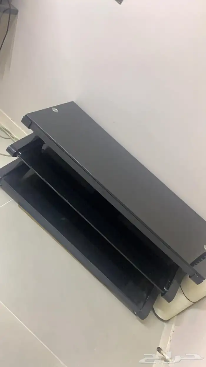 طاولات للبيع 1