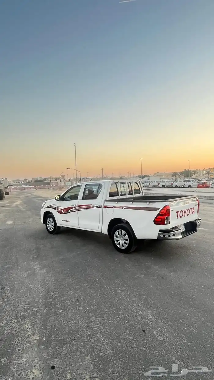 تويوتا هايلوكس 2016 (تم البيع  ) 4