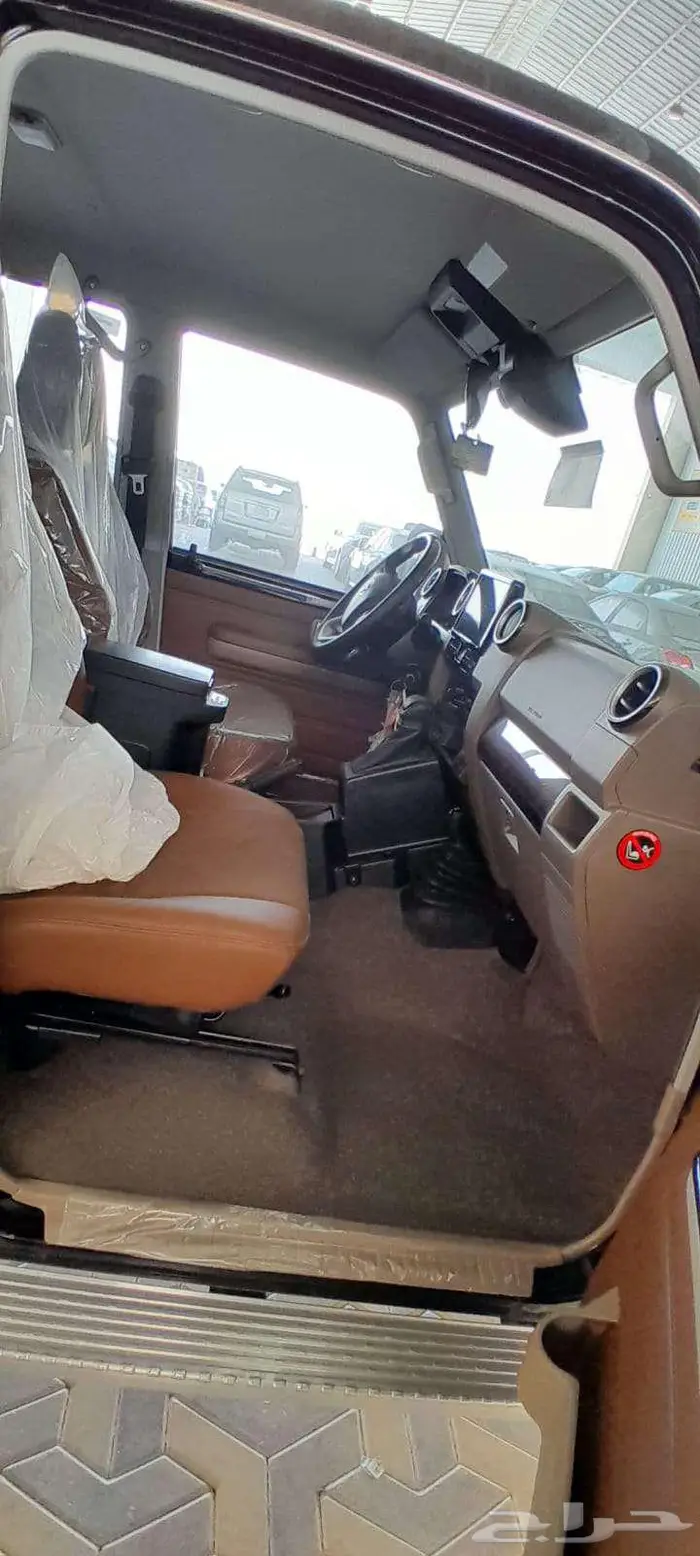 أقل سعر255000 أسود ربع 5 أبواب ديزل سعودي 6