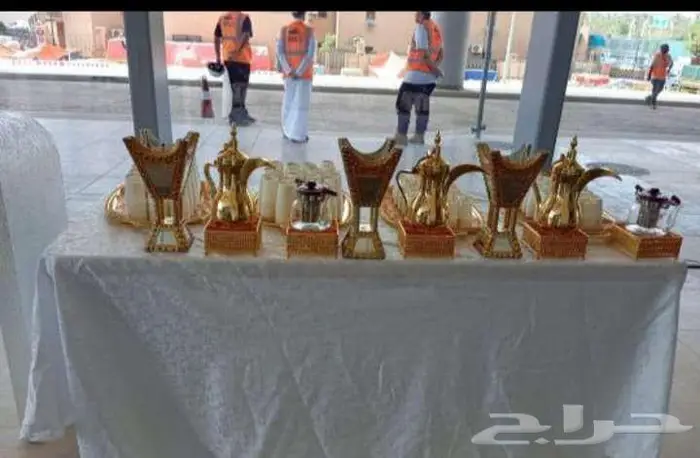 قهوجي وصبابين كراسي وطاولات زل خيم 2