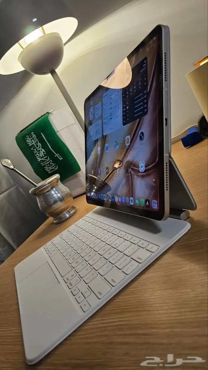 iPad Air M3 13 inch wifi   eSIM 128G 2025 3