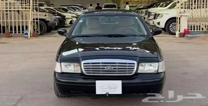 فورد فكتوريا 2011 امريكي 0