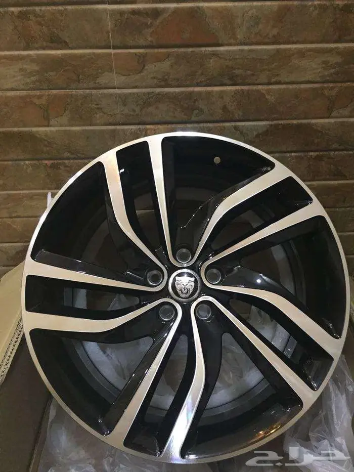 تتوفر لديناجميع انواع جنوط الجاكوار بجميع الحجم 64