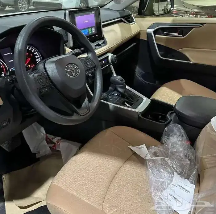 تويوتا راف فور نص فل 2025 2