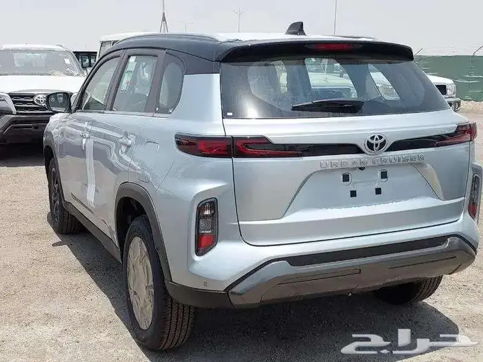 تويوتا اوربان كروزر فل كامل GLX موديل 2025 1