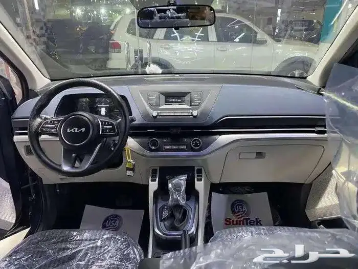 كيا كارينز نص فل 2025 كاش واقساط بافضل الاسعار 10