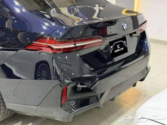 بي ام دبليو - الفئة الخامسة 520i - 2024 كت ام 11