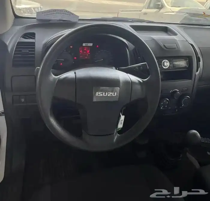 ايسوزو ديماكس 2025 غمارة جوانب 5