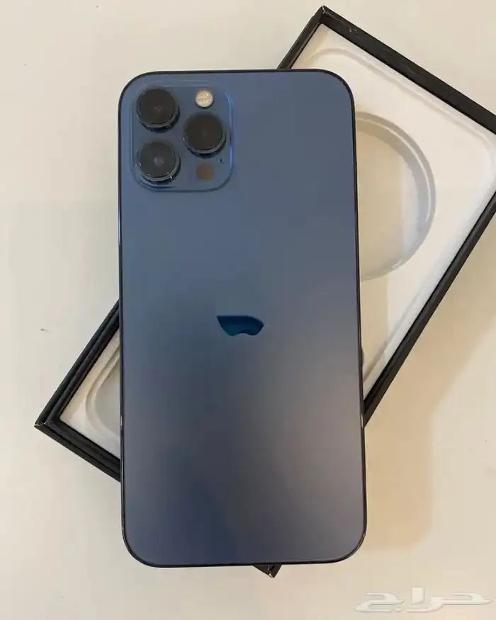 آيفون 12 برومكس 1