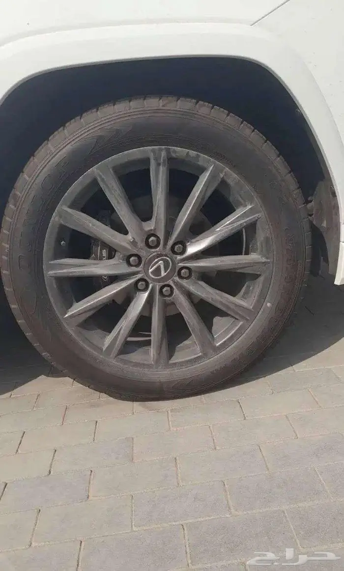 LX600 F - SPORT 2025 2