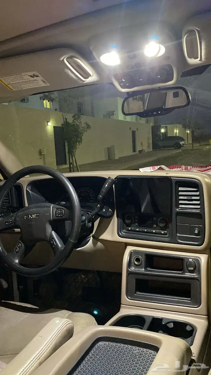 السياره وكاله لاتوجد حوادث مكينه وقير شرط 3