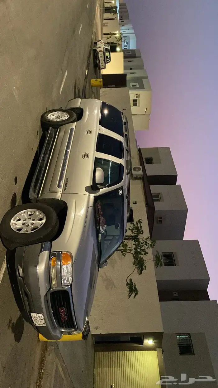 السياره وكاله لاتوجد حوادث مكينه وقير شرط 5