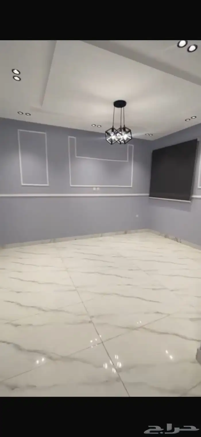 شقة جديدة للايجار حي السيف قريبه من البحر 1