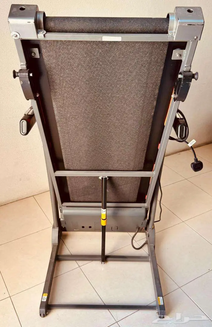 جهاز سير رياضي بالدمام بحالة جيدة جدا 1