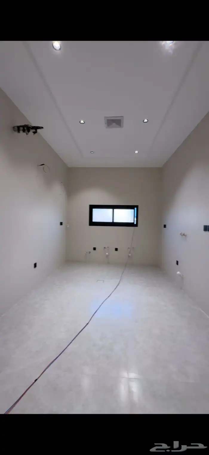 شقة تمليك مكونة من 4 غرف في حي السلامة خلف فندق المنزل 4