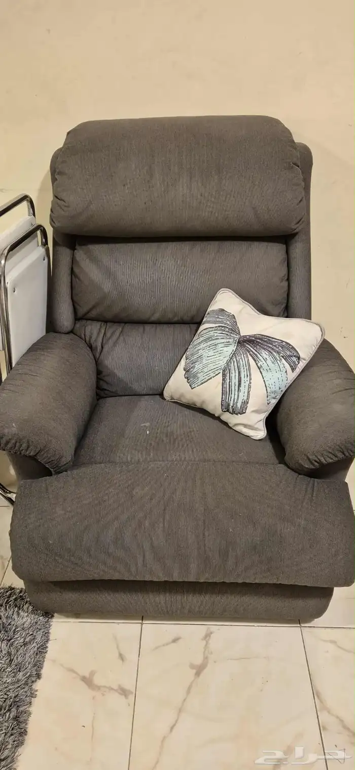 غرفه شباب وسرير اطفال ومكتبه ودولاب ومكيفات شباك 2